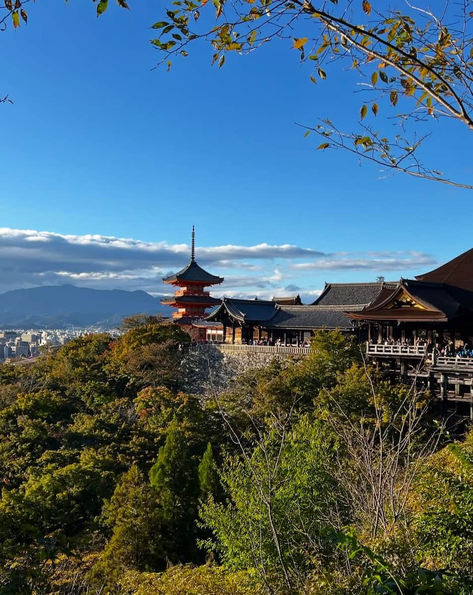 Kiyomizu dera, Japan Kiyomizu dera, Japan