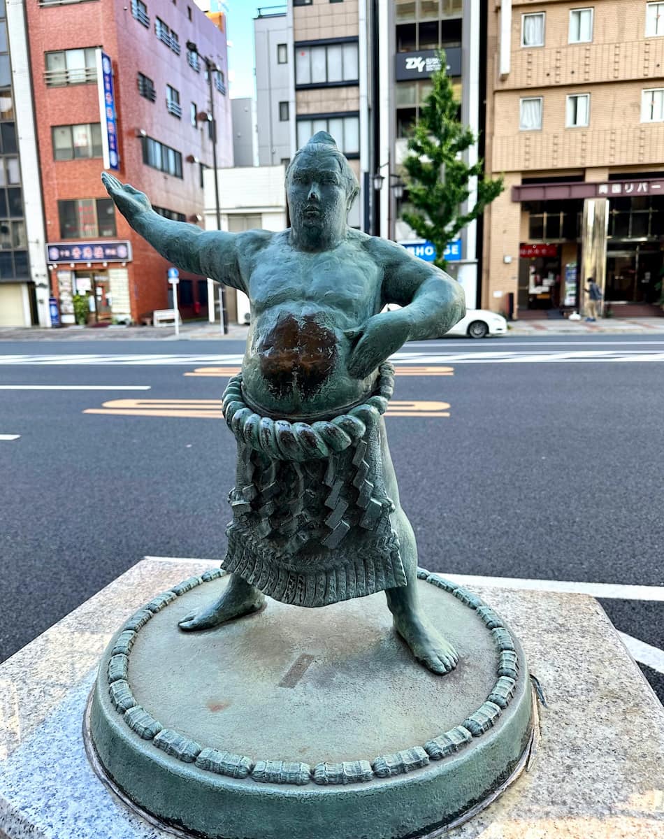 Sumo Wrestling in Tokyo, Japan Sumo Wrestling in Tokyo, Japan